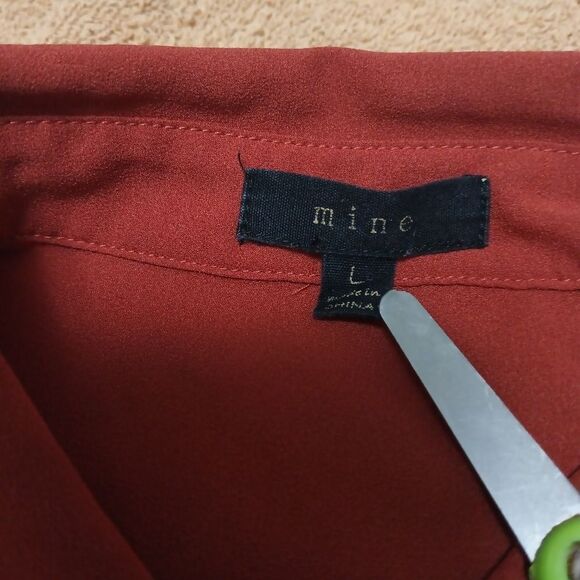 Ladies Button Down Bunched Sleeve Shirt - Size: Large     (0872) - Picture 2 of 5